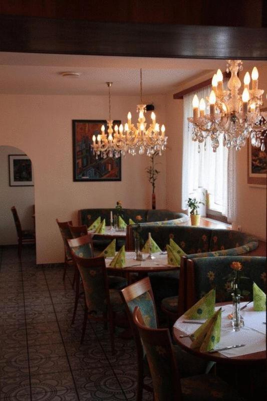 Hotel Schillerplatz Öhringen Zewnętrze zdjęcie
