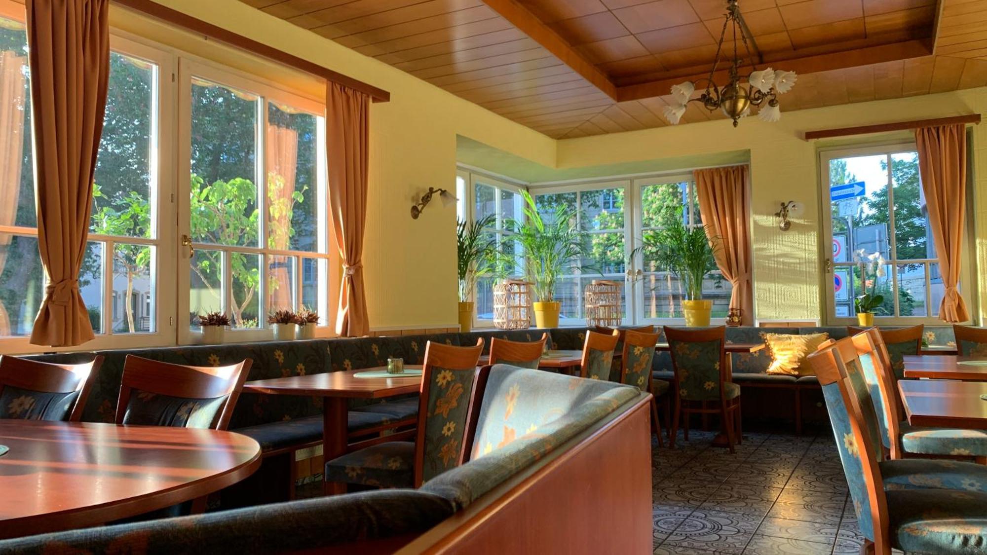 Hotel Schillerplatz Öhringen Zewnętrze zdjęcie